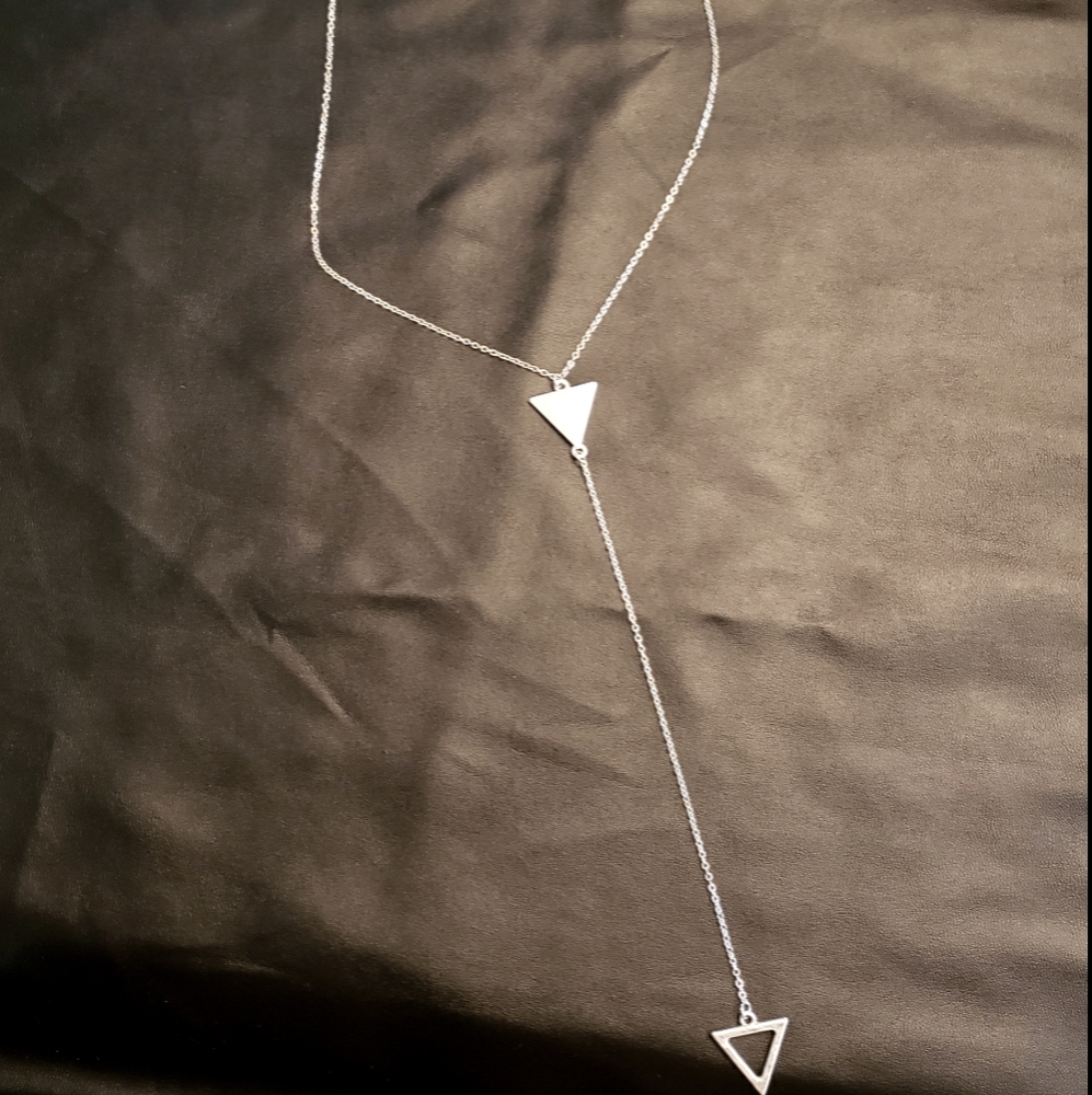 Jewelry necklace